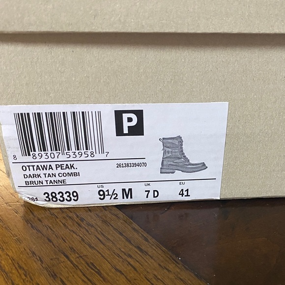 Clarks x Pendleton boots - Picture 2 of 7